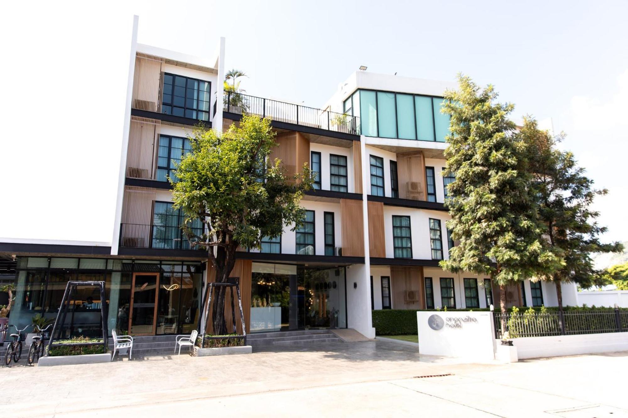 Ananzitra Hotel Kanchanaburi Exteriér fotografie